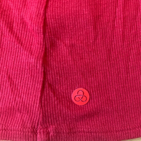 Zella Favorite Rib Tank - Picture 5 of 8